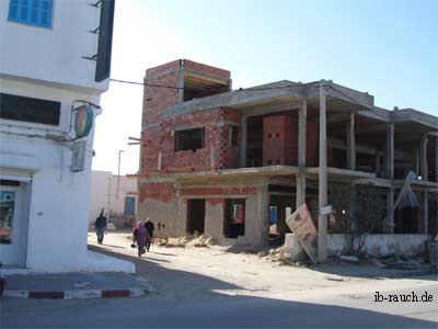 Baustelle auf Djerba Flachdach, Bild von Peter Rauch