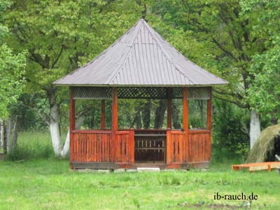 Gartenpavillion  aus Holz