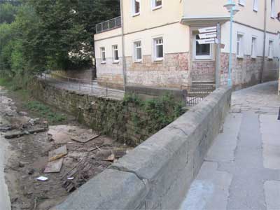 Nach dem Hochwasser in Stadt Wehlen 2013